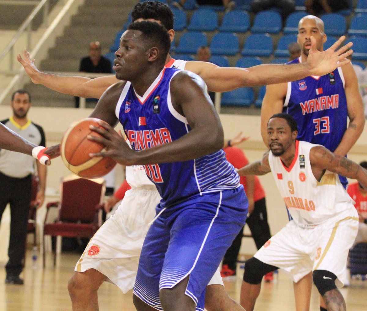 GccBasket's tweet photo. نادي #المنامة البحريني الى نهائي بطولة الأندية الخليجية لكرة السلة المقامة في #عُمان - #مسقط 
@FIBAAsiaCC https://t.co/IUiGODiKyn