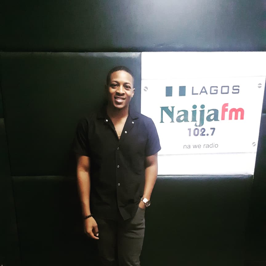 Jonogah's tweet photo. Thanks @Naija102FM for having me on #coolelesunday with @MoyoFarawe ans @EmmCeeRNB 😁. Guys please keep requesting #5O4 on radio, I very much appreciate. https://t.co/ZEIfrOAEQI