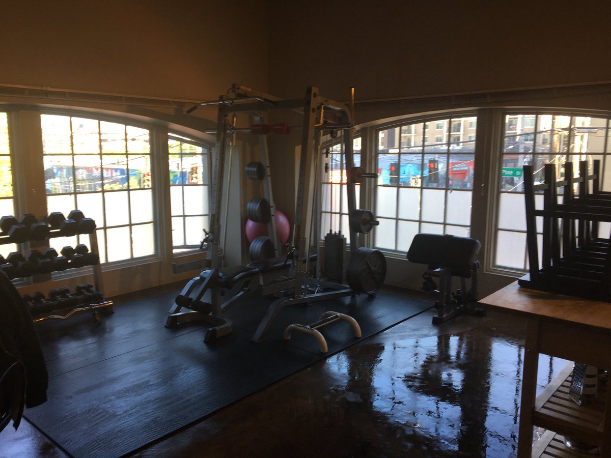 tonyBuff's tweet image. From shift, to post shift, to post field day. #HeadStartOnTheWeek