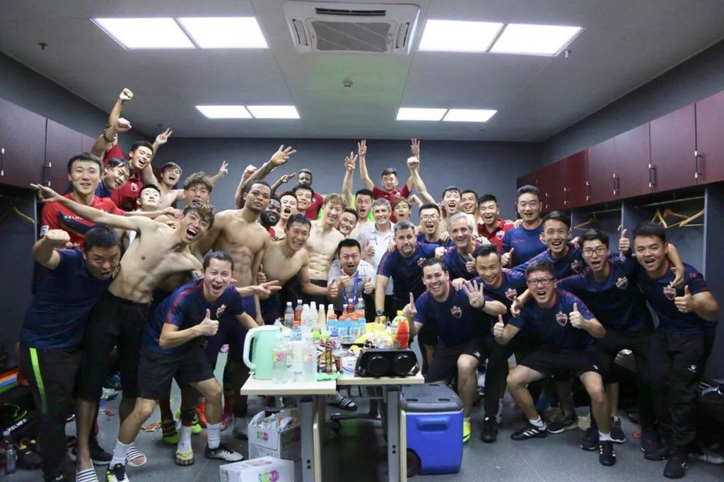 Final en 🏟#ShenzhenStadium entre <a href="/Shenzhen_FC/">Shenzhen Football Club</a> - #MeizhouHakka con resultado de 4 (Hat-trick <a href="/f_ohandza/">Franck Ohandza</a> + <a href="/haroldpreciado/">Harold preciado</a>) - 1 (#JohnMary) Felicidades a <a href="/lopezcaro63/">lopez Caro</a> <a href="/Cedric_Thyus/">Cédric Thyus</a> y todo el staff técnico. 🔴🔵