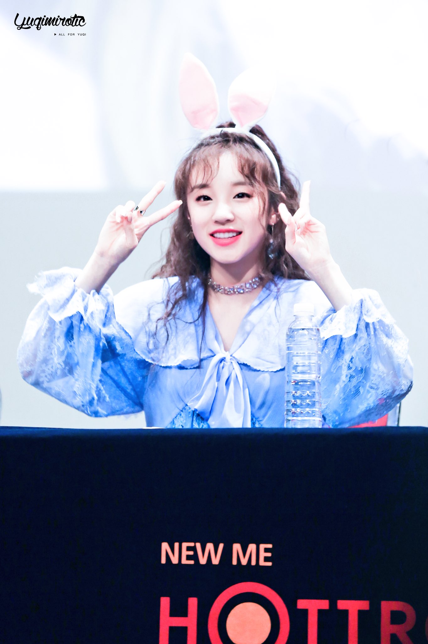 DdFfi76V0AUvLf1.jpg:orig