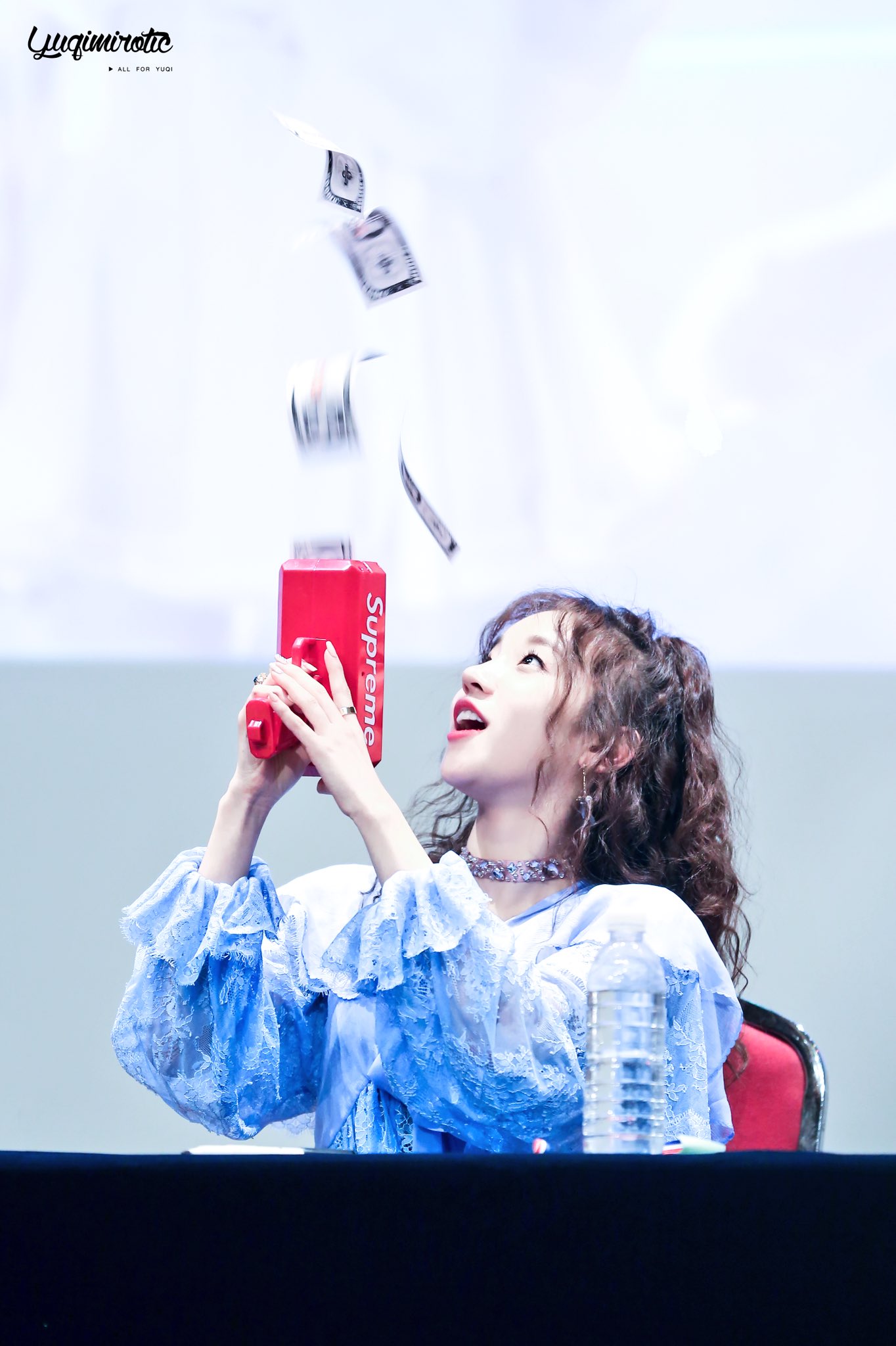 DdFfi8kV0AAOfDS.jpg:orig