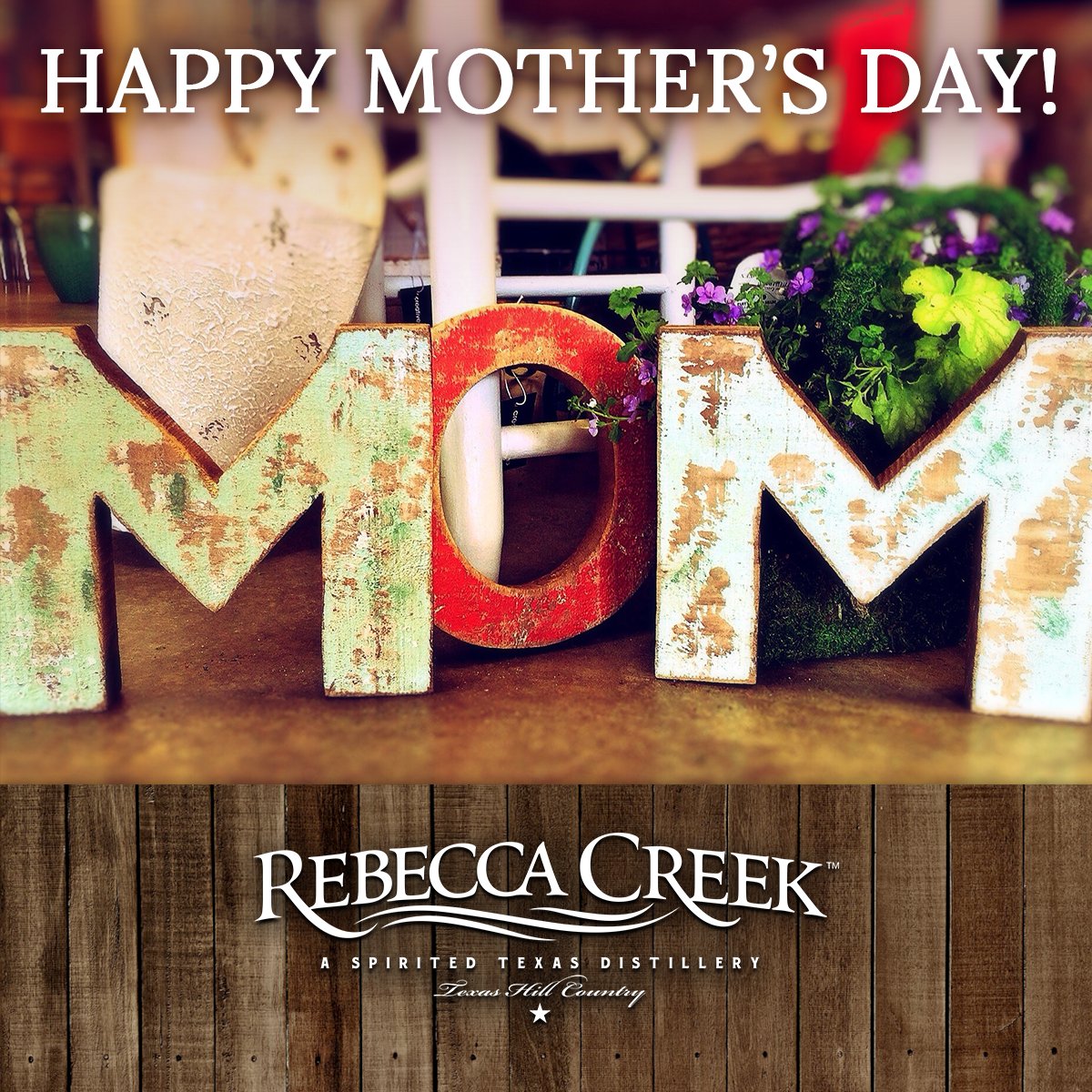 RCDistillery's tweet photo. Happy #MothersDay! Some advice for all the children and spouses looking for a really last minute gift: skip the chocolate and take her to the distillery instead! Moms will receive a wrist band for happy hour drink pricing and a 15% discount on all merch in the tasting room! 🍸 🍹 https://t.co/wuer2RPP40