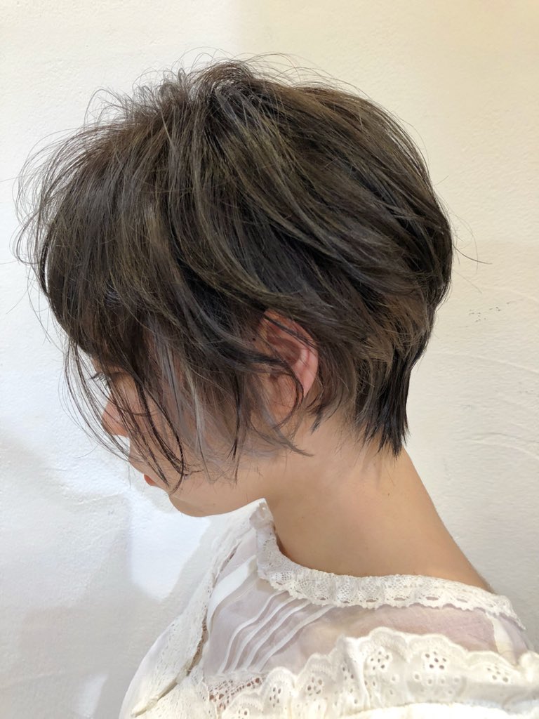 陽介 Ocean Tokyo 劇的チェンジ After Before まゆをばっさり 新ニュートラル Oceantokyosunny 陽介 レディーススタイル レディースヘア Haircolor ショート Haircut Hairstyle 原宿 ヘアスタイル 美容室 Hair 美容師 カタログ