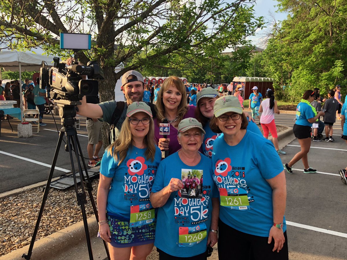 SLMSOrch's tweet photo. Mother's Day 5k and brunch!  #kcemd5k First live TVinterview about 4GEN team celebrating family and Gigi with @fox4kc Carey Wickersham. @maggycrawford_ @Pam_Crawford @SLMSOrch @TeachRowland https://t.co/Du2mroGqdi