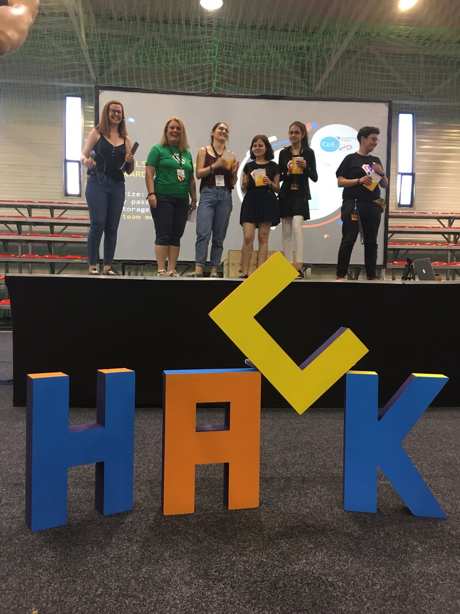 SandrasHevans's tweet photo. 25% of the hackers at #hackTM2018 were female! here are the outstanding ones. yay #womenwhocode, #femalehackers https://t.co/goxMupfoCd