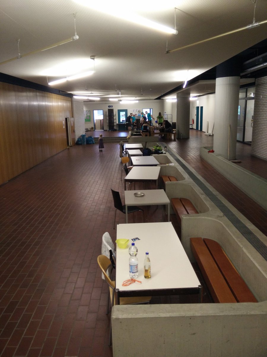 kif460's tweet photo. Die Ordnung nach der #kif460 ist im Gebäude auch zum Großteil wiederhergestellt. Der Zeltplatz muss dank Gewitter noch warten.. https://t.co/wQ4HOsnNcN