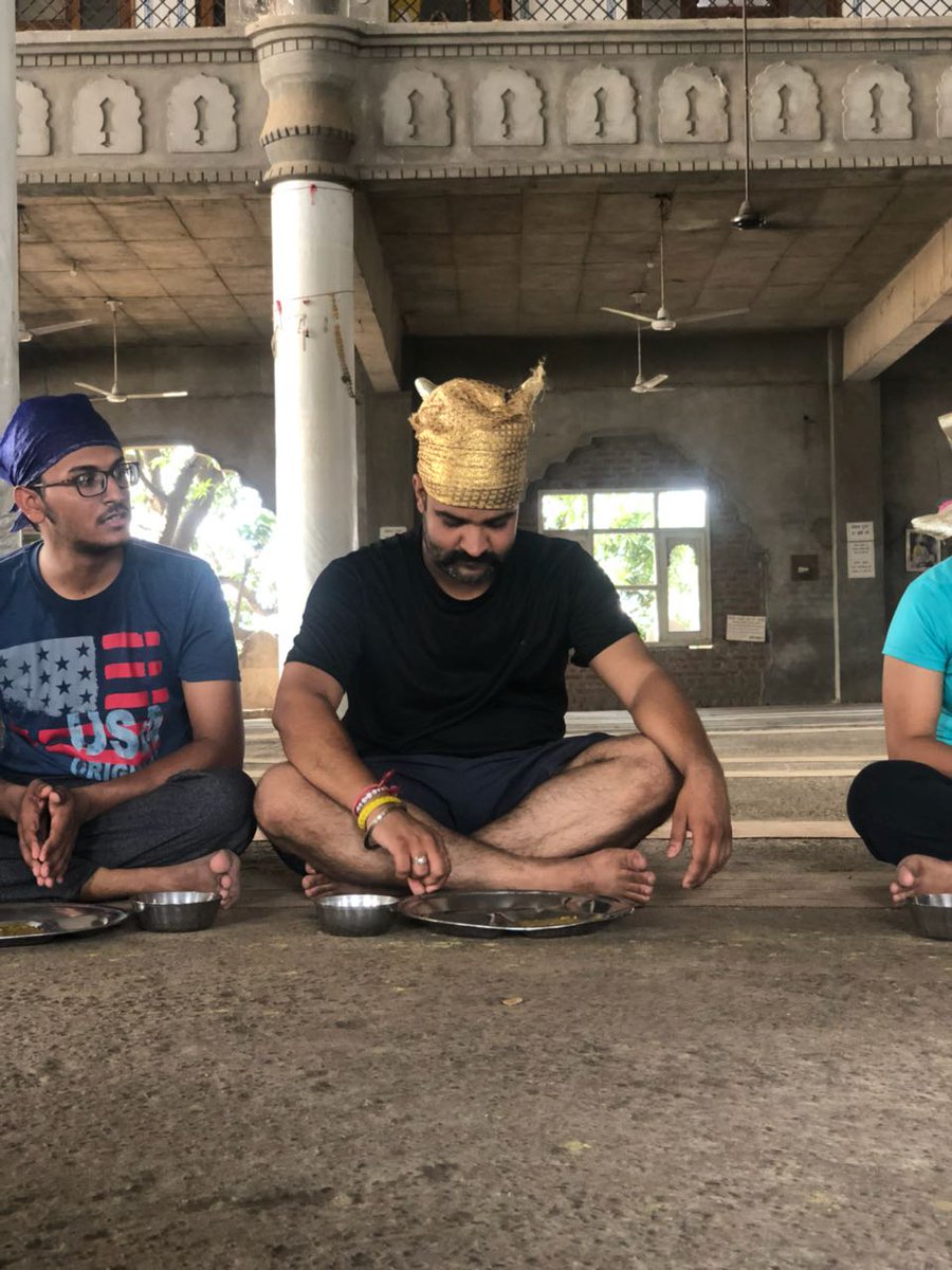 chandanrana_inc's tweet photo. Pedalled 70 km today from Students Centre @OfficialPU to Gurudwara Solkhian &amp; Ropar Haveli @BeingCycologic 

#MothersDay
#BeingCycological https://t.co/snB3iHffSy