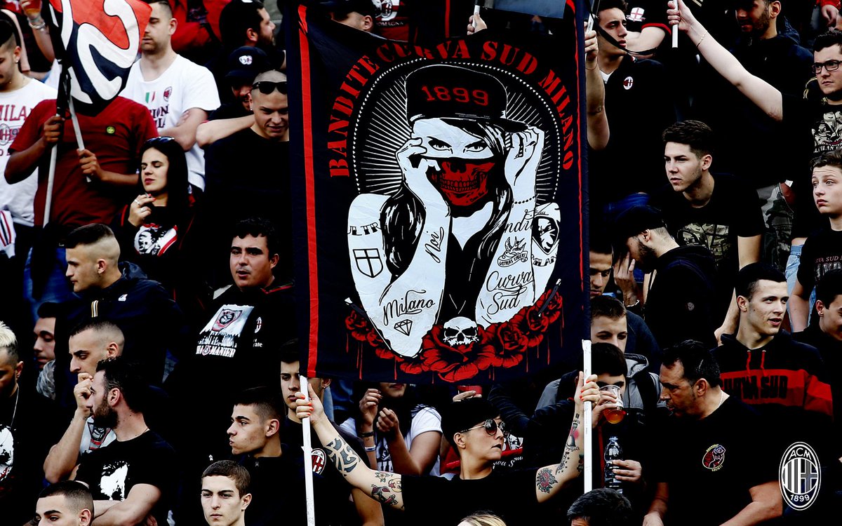 acmilan's tweet photo. Con voi mai soli! 🔴⚫️
Always by our side! 🔴⚫️
#AtalantaMilan #weareacmilan https://t.co/m4LTwJADWk