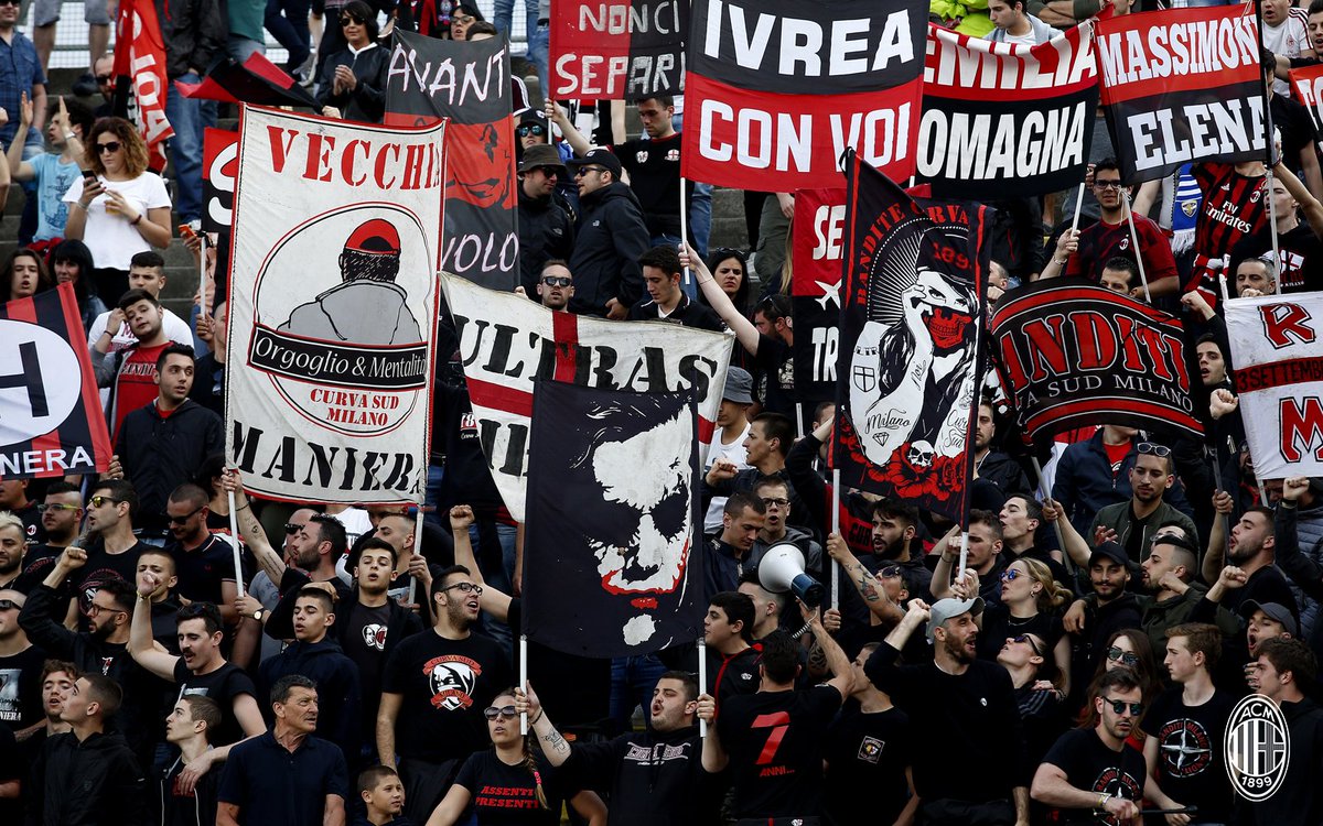 acmilan's tweet photo. Con voi mai soli! 🔴⚫️
Always by our side! 🔴⚫️
#AtalantaMilan #weareacmilan https://t.co/m4LTwJADWk