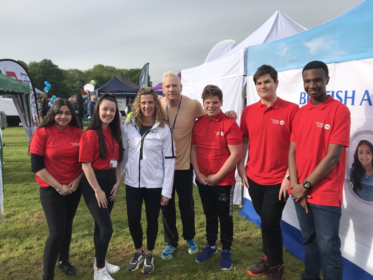 mel_kose's tweet photo. Great day at #RunGatwick for #BAFlyingStart. Thank you to everyone who visited the @British_Airways stand and congratulations to all the runners ✈️🇬🇧 https://t.co/qYOokYKU05