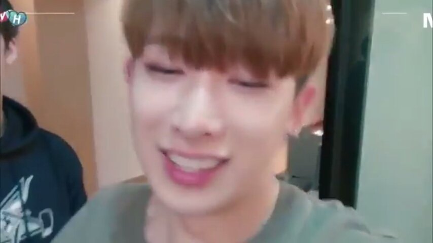 beejooheon_'s tweet photo. It's not easy for you on the beginning but you keep fighting not just by yourselves but also for us, Monebebes who you always giving importance.  You always showing your love for us,  you always thinking our healths than yours. You always doing your best to make us happy. https://t.co/6v6wYaczCD