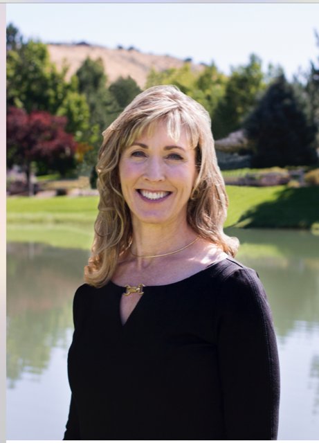 donnelldikeanuk's tweet photo. Next week my Interview with Washoe County Sheriff Candidate @Meyer4Sheriff @ThisIsReno.com #kimmeyer #WCSO #WashoeCo #Nevada #Lawenforcement #Community #Reno #Sparks #policing #sheriffs https://t.co/jRAwDRkKQ2