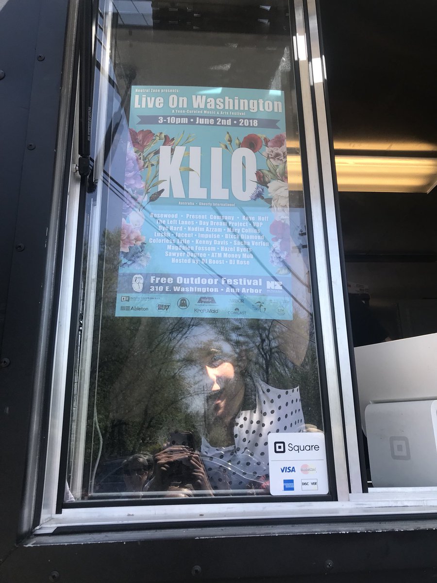 Live on Washington tweet media