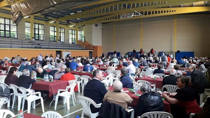 amb_burela's tweet photo. Si les preguntamos a ellos, que nos dirían❓❓❓ seguro que para la mayoría, una de las comidas mas esperadas del año😍😍 comida de nuestros mayores de #VALADOURO Y #BURELA. 
#AMBULANCIASBURELA https://t.co/LjYHS5ZSFt