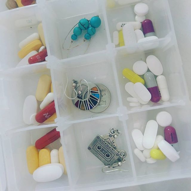 PhilippaWrites's tweet photo. When you need to travel with both meds and earrings #disabilitystyle #disabled #latergram #iwenttolondon #backhomenow https://t.co/zWeRZbQTik https://t.co/TygmKtSmvS