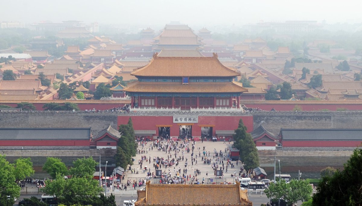 #CityGuide #Beijing: Things to do &amp; essentials to know about #China´s huge capital, sizzling hot-off-the-press: smile4travel.de/asien/china/ci…