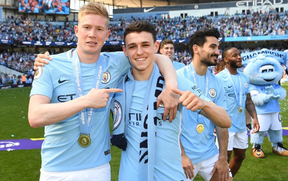 BlazingMind_'s tweet photo. فيل فودين أصبح أصغر لاعب يُحقق البريميرليج في التاريخ. #MCFC https://t.co/lTSIGeQCD4