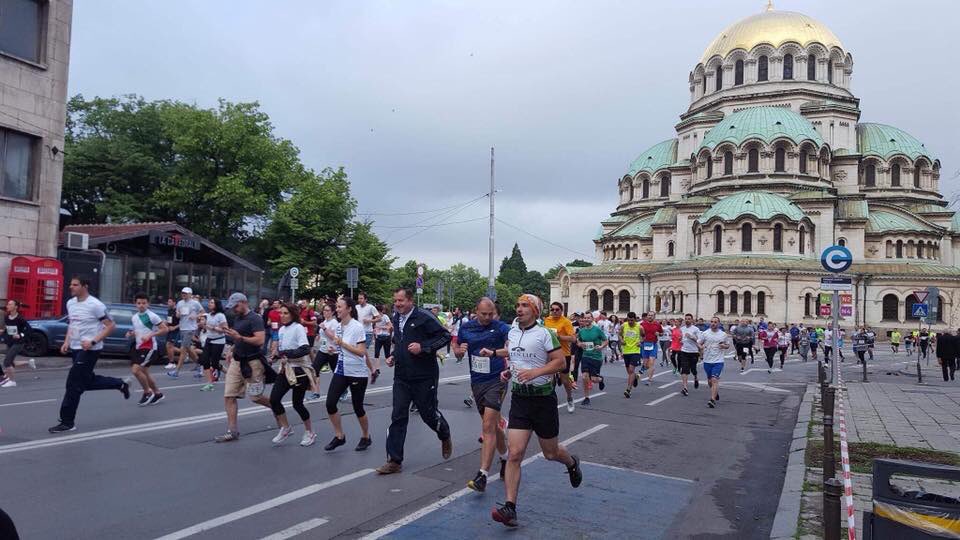 OgnianZlatev's tweet photo. #Run4EU was the Grand Finale of #EuropeDay events in @sofiagrad. Great teamwork @ECinBulgaria @EP_Bulgaria @EU2018BG @FandakovaY @LilyanaPavlova @EvaMaydell #SofiaHalfMarathon @elenko #ActiveLiving for #FutureofEurope 🇧🇬🇪🇺 https://t.co/MrgMYVapih