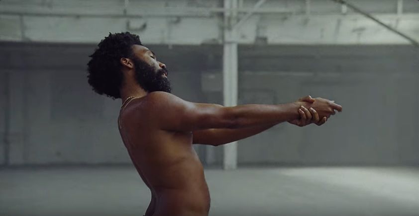 ewhiphop's tweet photo. Childish Gambino - This is America (MTV)

 https://t.co/lTF3Bvya95 #ChildishGambino #ThisisAmerica #EastWestHipHop #HipHop #MTV https://t.co/2FqhTNfqzp