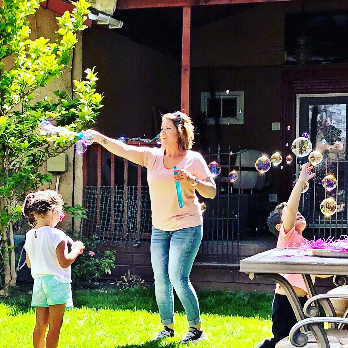 JakeMobile209's tweet photo. Happy Mother’s Day to my amazing wife &amp; to all the other moms who provide for their families by being #CustomeObsessed https://t.co/4sN4PpzVZw