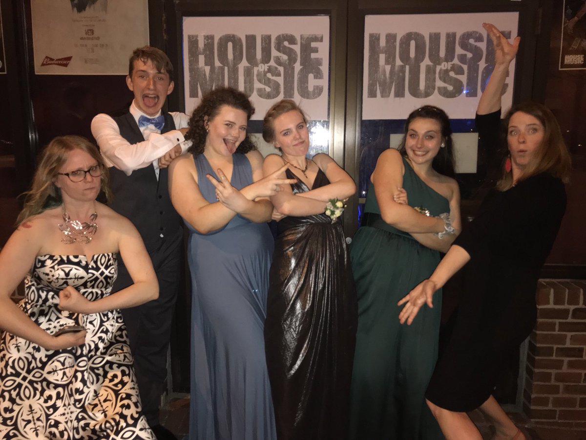 Classy2018's tweet photo. hope everyone had a fabulous, safe prom night! we sure did ;) https://t.co/VuPwV8sPM1