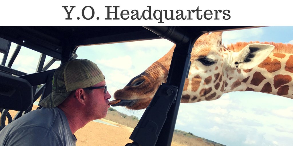 yoranchhq's tweet photo. Unfortunately his relationship with Carlita was a little long distanceβ¦#GiraffeHumor #YOHeadquarters #Wildliferanch https://t.co/dqiHWlbRj8