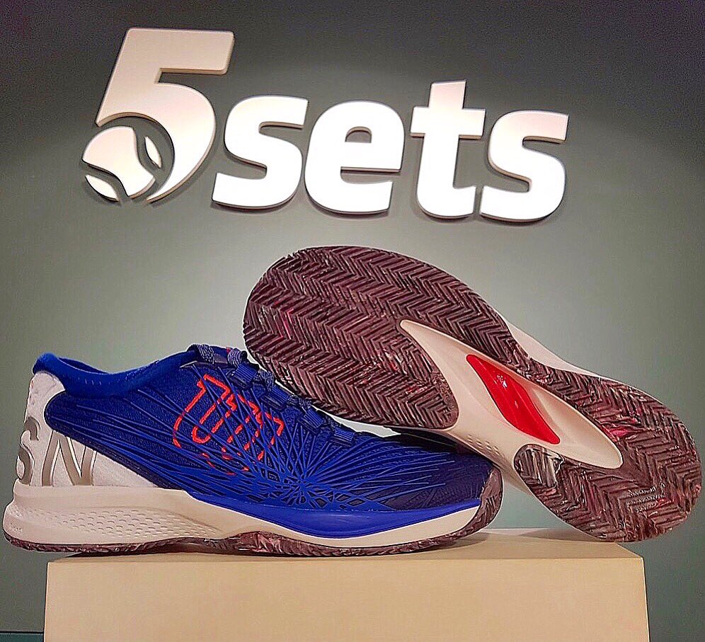 Las Wilson Tennis Wilson Kaos 2.0 Soft Clay Court, las zapatillas ideales para los jugadores que busquen comodidad, estabilidad y diseño🆒👟 Déscubrelas en 5sets!
🛒goo.gl/dBewSR #tenis #tennis #tenistime #padel #pádel #padeltime #wilsontennis #5sets #5setsmataró