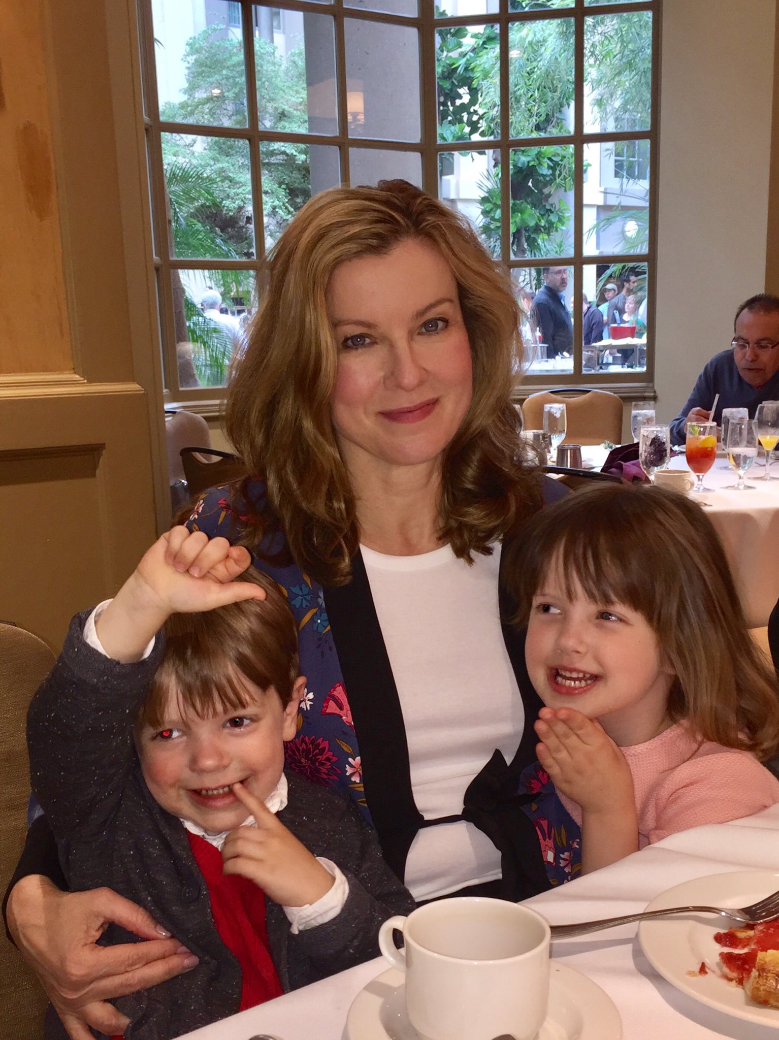 Michael Kay on Twitter: "Happy Mother's Day to @jodiapplekay . One day