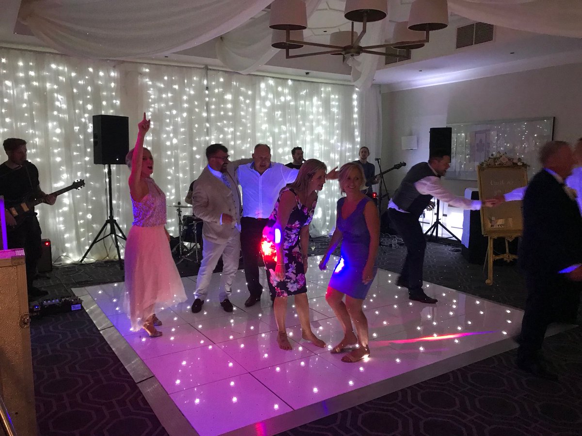 HartDisplayHire's tweet photo. Dance floor in action yesterday at wotton House dorking with our 12/12 #starlit #dancefloor
#wedding #weddings #anniversary #engagementseason #birthday #celebration #display #disco #party #led #ledtrees #letters #numbers https://t.co/PmZfEiaV2X
