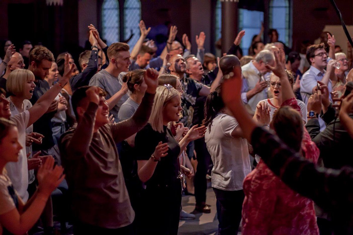 AliveLincoln's tweet photo. A Powerful Night of Worship at the Alive Lincoln @1eventuk Live Album Recording. Pop over to @AliveLincoln Facebook page for more photos. https://t.co/YOsHgAAiTS #1eventuk #countyourselfalive https://t.co/HAW9mG2dzF