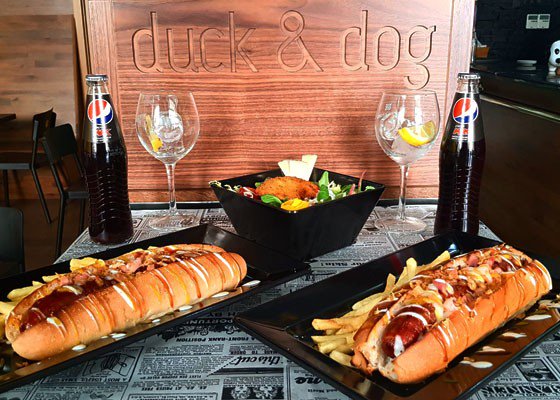 Chequeoferta's tweet photo. Mmmm deliciosos perritos calientes!! Ahora en local y también a domicilio!
Ensalada a elegir + 2 Perritos calientes XL ( con bacon, cheddar, mozarella, cebolla crujiente y salsa especial) + 2 Bebidas por 12,95€
Consigue tu #chequeoferta aquí https://t.co/tILkB7degr https://t.co/eUHPA2z2EF