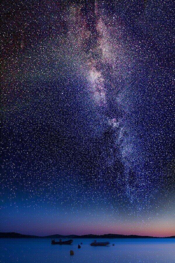 ViajandoWaldo's tweet photo. El espacio desde Alaska https://t.co/mtdcqcNOjx