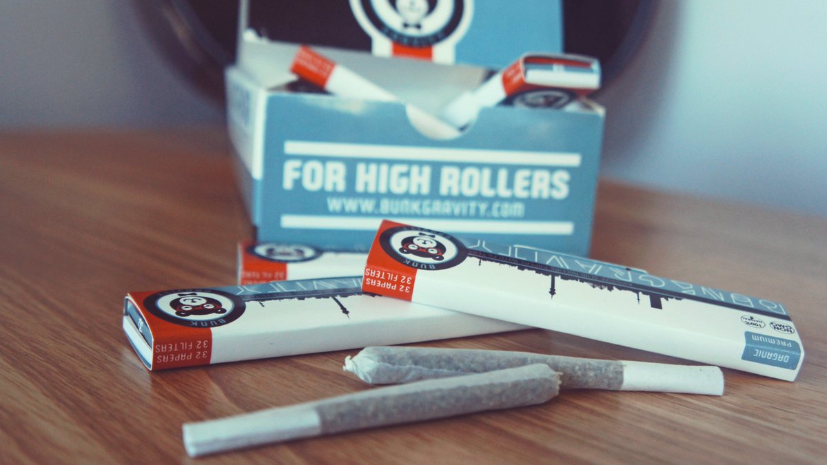 PlayOtoys's tweet photo. We have to start from the basics and own everything if we want to create generational wealth, this is where I started:
@BunkGravity Rolling Papers, South Africa's first Premium Rolling Paper brand. 🇿🇦🇿🇦🇿🇦
#SupportBlackBusiness #SouthAfrica https://t.co/CeXB9QgNbL