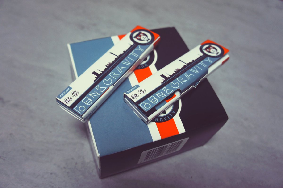 PlayOtoys's tweet photo. We have to start from the basics and own everything if we want to create generational wealth, this is where I started:
@BunkGravity Rolling Papers, South Africa's first Premium Rolling Paper brand. 🇿🇦🇿🇦🇿🇦
#SupportBlackBusiness #SouthAfrica https://t.co/CeXB9QgNbL