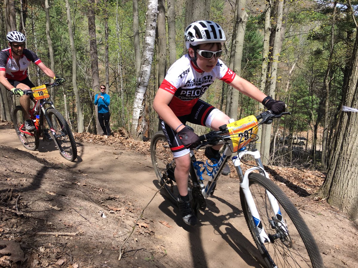 HunterAtWork's tweet image. Way to go @TeamKallistoFCV some great racing at epic8 hour race #redteam