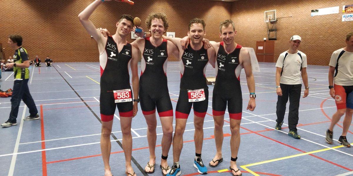 Tri4Friends's tweet photo. Bam! Eerste plek voor #Tri4friends in de #badmutsenpuntcom3eDivisie bij de @uttriathlon @Teamcompetities #toporganisatie @waardeertzorg https://t.co/dj2xuVQOUn