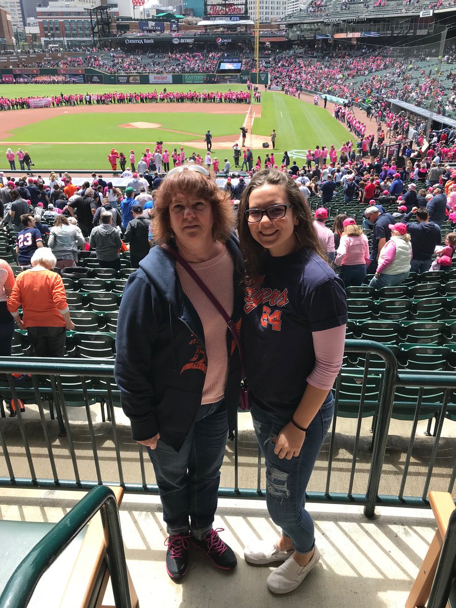 anitapalarchio's tweet photo. Mother’s Day Tiger Game.  Goooo Tigers https://t.co/nkVr7c6ciw