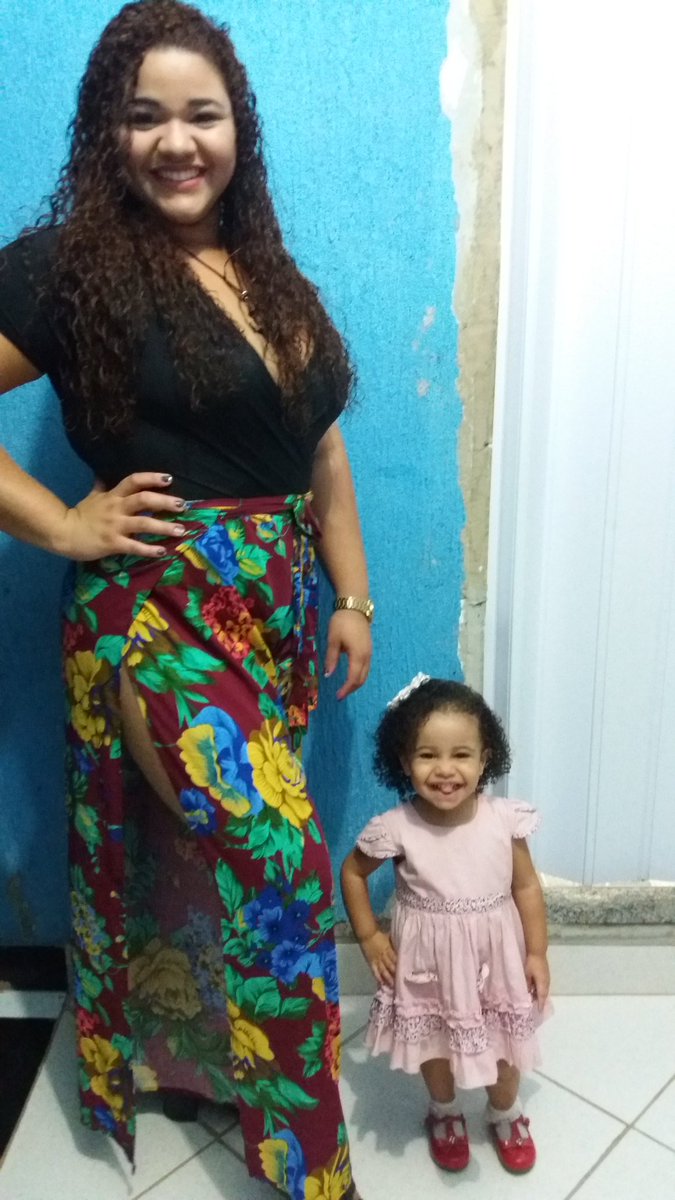 JoyceCouto3's tweet photo. Meu melhor presente! #Filha #MinhaVida https://t.co/1UzZ3aIlyO