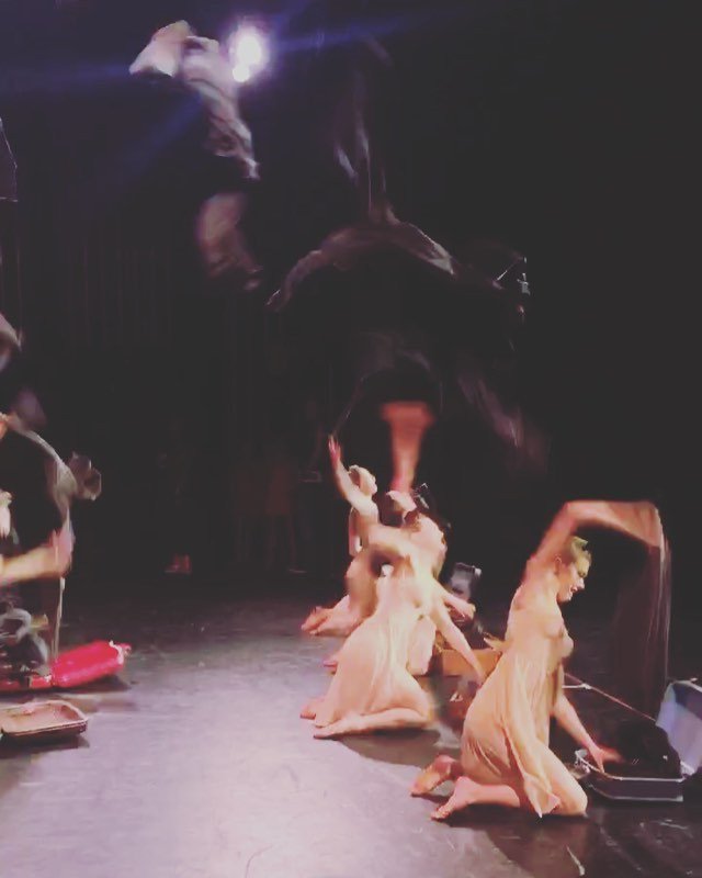 breakthrudance's tweet image. trying to find something in your rack n’ roll during a quick change 🙃 @elitedancecentreofficial #mood #breakthrudancechallenge #breakthru2018 #bdc2018 #dance #dancecompetition #compszn #lyricaldance Watch #Instavideo:ift.tt/2rGtGGj