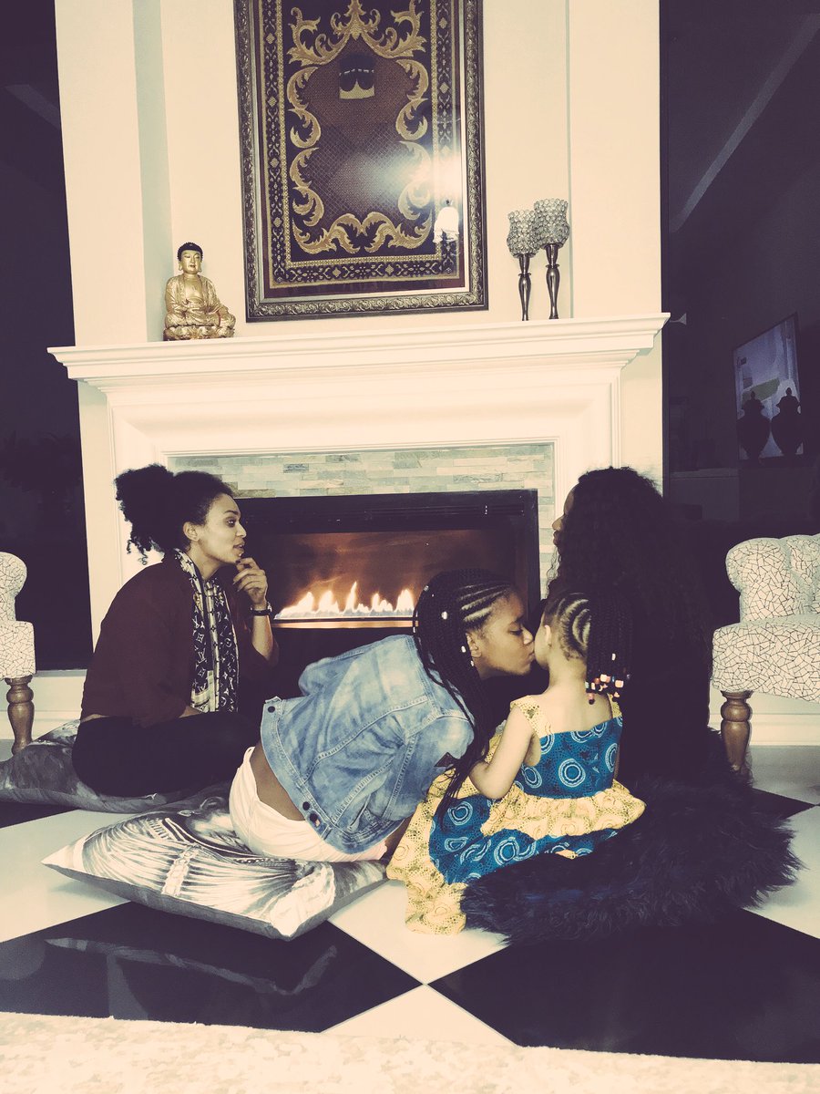 DJZinhle's tweet photo. Hope you had a beautiful Sunday. https://t.co/dl67UFi1P2