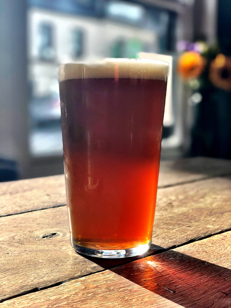 stevearthurryan's tweet photo. Super @MidBeerColl Brethren Brown ☀️🍺 https://t.co/BvOdOpc37X