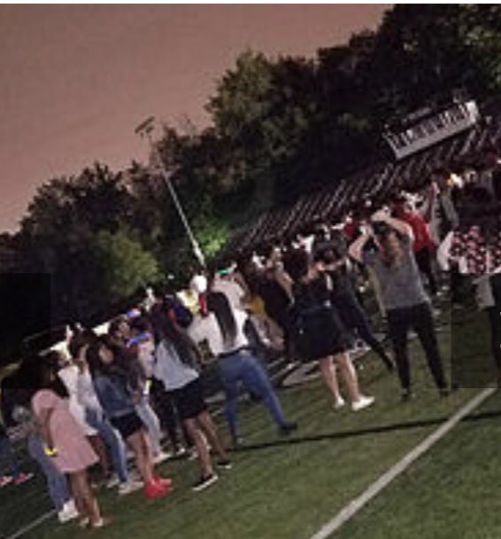 ParamusCathHS's tweet photo. Thanks to all who supported our Dance Under the Stars event on Friday, in loving memory of Nicole Minson. All proceeds will be donated to Hopes and Heroes.🎗💃✨ #DanceAwayCancer #MiniNikki https://t.co/runK4guPjH