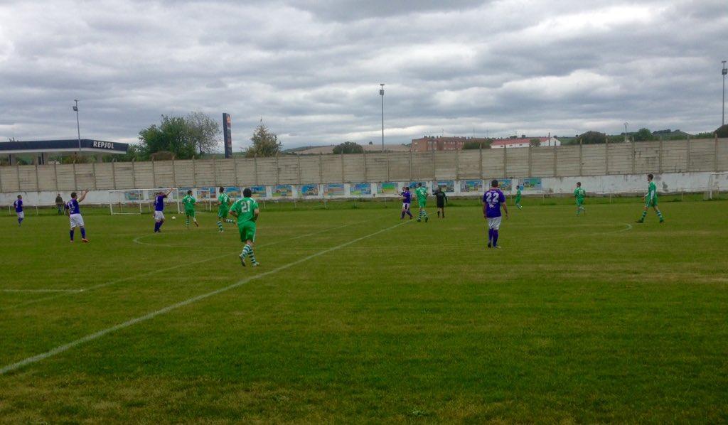 CFVilloldo's tweet photo. 🏆 OCTAVOS DE FINAL

@CFVilloldo 4 - 3 Santoyo 

Estamos en Cuartos tras ganar en la prórroga!!

⚽️⚽️@AlbertoUrbon 
⚽️@Quirce11 
⚽️@piru_huido 

#VamosVilloldo💚

@interPalencia https://t.co/cZPRE5Y4FX