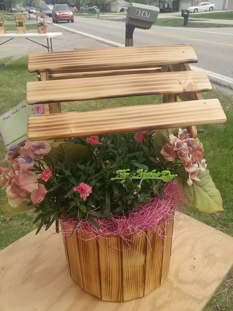 Last full well remaining for today!!! Who is gonna snag it? Only $35 

Happy Mother's Day!!!