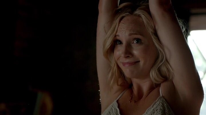 TVDFRA's tweet photo. Joyeux anniversaire à Candice Accola King, l’actrice qui joue Caroline Forbes dans #TVD, qui fête ses 31 ans aujourd’hui ❤️🎉 https://t.co/wloXm8t5sm