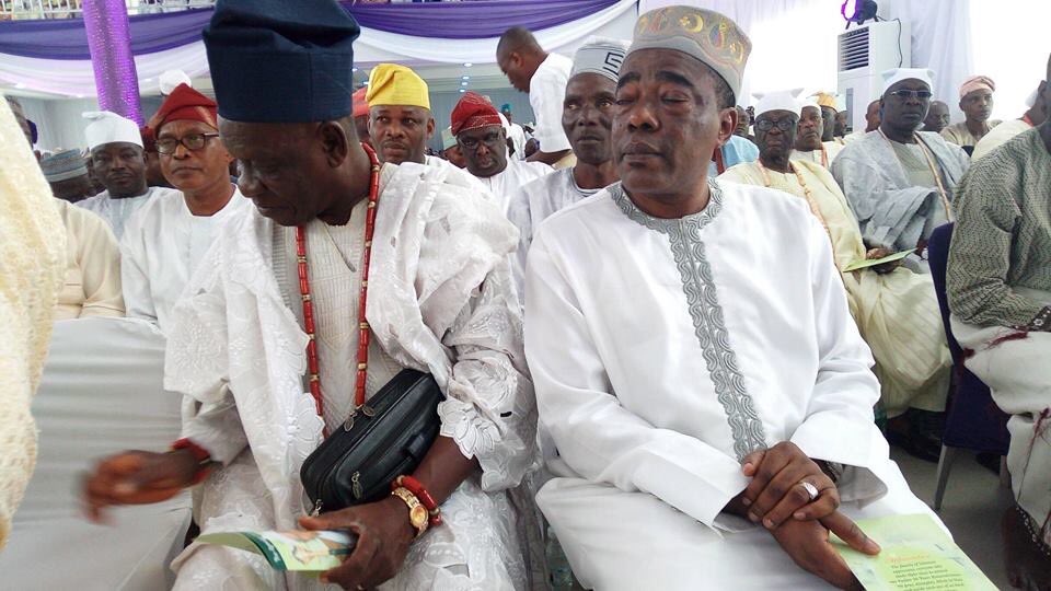 SenatorSolomon's tweet photo. At the 30 yrs remembrance of Late Alhaji Chief Rafiu Ishola Solomon at Solomon Hall, Olateju Odiolowo LCDA with party leaders and colleagues. https://t.co/z1DPHOcZCl