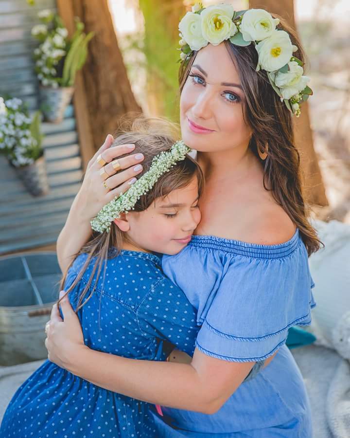ONUsForKarlaM's tweet photo. Happy Mother's Day @karlamonroig ❤ Dios te bendiga siempre💕 https://t.co/ef8mlS9rVT