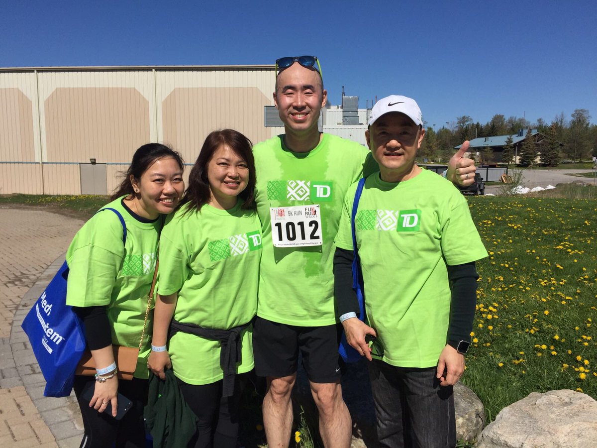SusanCheung1444's tweet photo. Congrats @Kingkong_Panda for Winning Top 3 in the 5k Run!!! 👍🏻😄@sashimi138 @candeeyore @monsheong https://t.co/QR0Mxiv9gW
