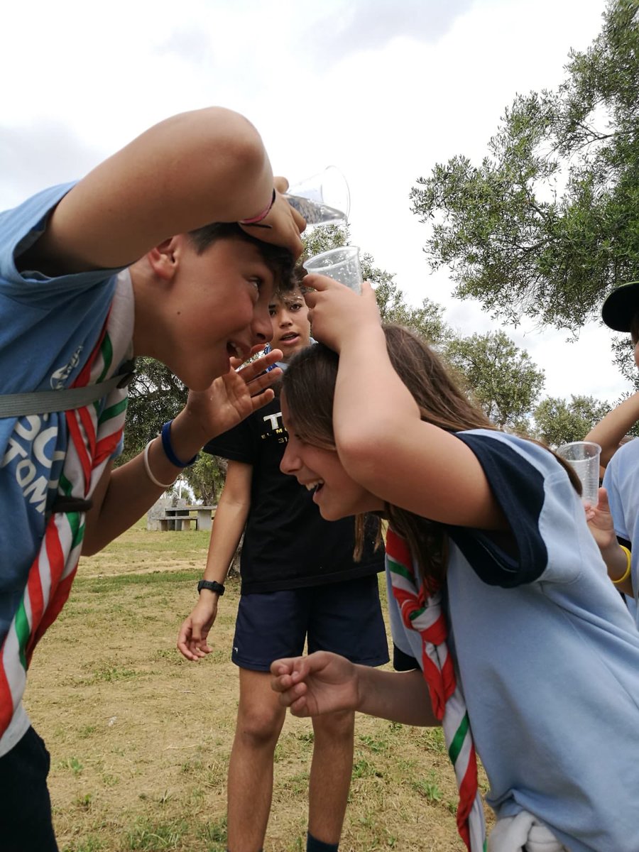 ScoutsNoah's tweet photo. @jl_sanzpp @JSoriano92 @MariCarmenOrti3 @Nicoborreguero @jorgamero @lolavallejot @eloycarmona @pedrogoro Toda una suerte para nosotros contar con un lugar privilegiado como éste para nuestras actividades y con un Ayuntamiento que nos respalda. Hemos disfrutado de un fin de semana estupendo y los pequeños han disfrutado enormemente. Gracias! https://t.co/9SjQkJPaHf